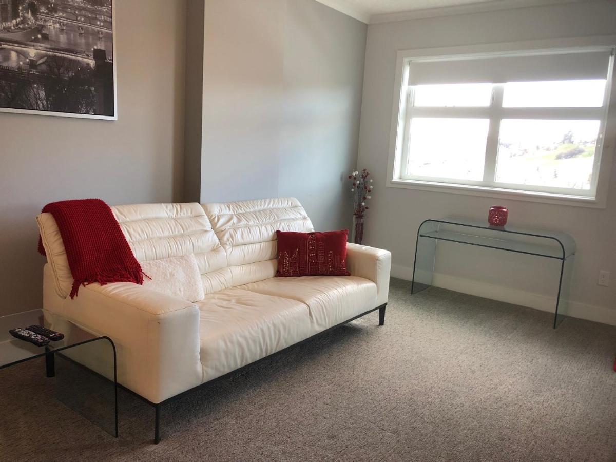 YYC Amicable, Cozy, High Speed Internet, Sleeps 2 Riverview Downtown Apartment מראה חיצוני תמונה