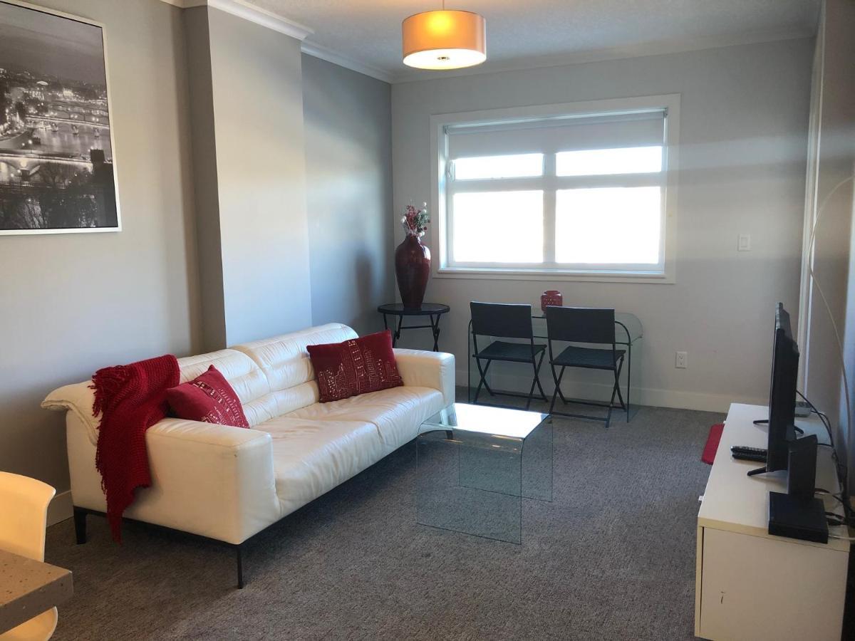 YYC Amicable, Cozy, High Speed Internet, Sleeps 2 Riverview Downtown Apartment מראה חיצוני תמונה